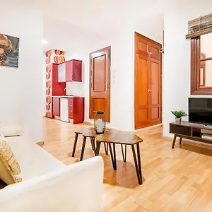 Apartamento Plaza De La Merced , álamos 40, Málaga